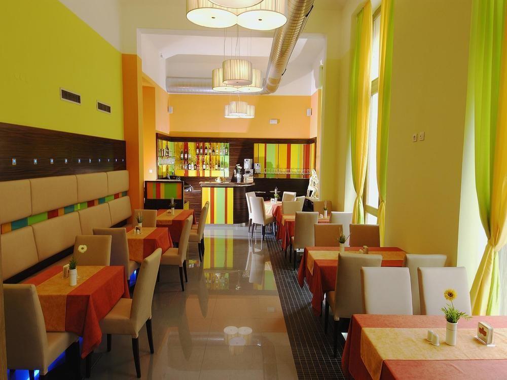 The Manes Boutique Hotel Prague Luaran gambar
